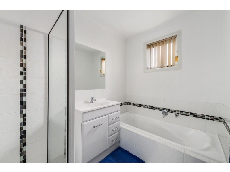 1/22 Lucas Place, Brighton TAS 7030