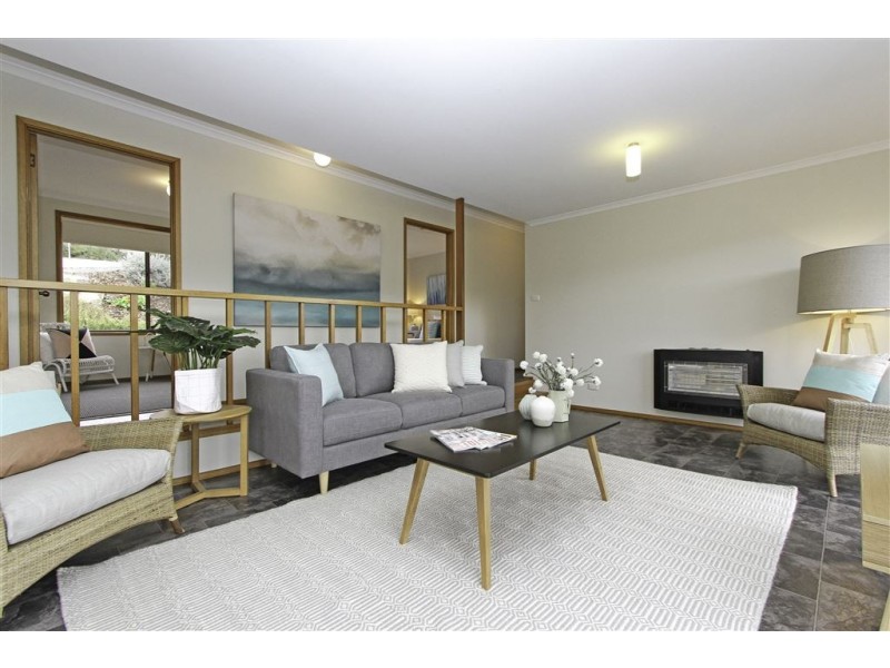 38 St Helens Street, Lindisfarne TAS 7015