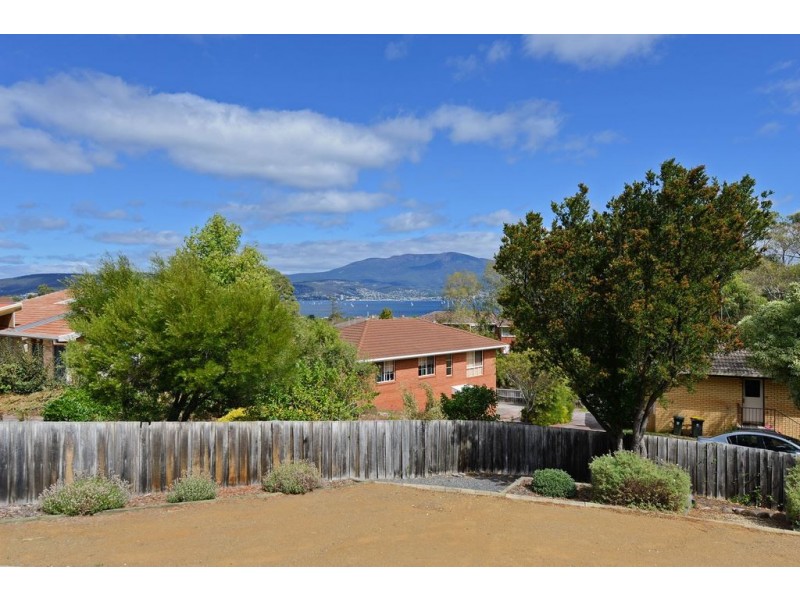 24 Minerva Street, Howrah TAS 7018