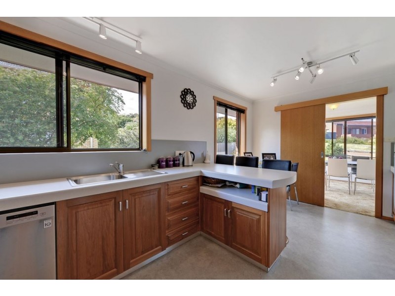 24 Minerva Street, Howrah TAS 7018