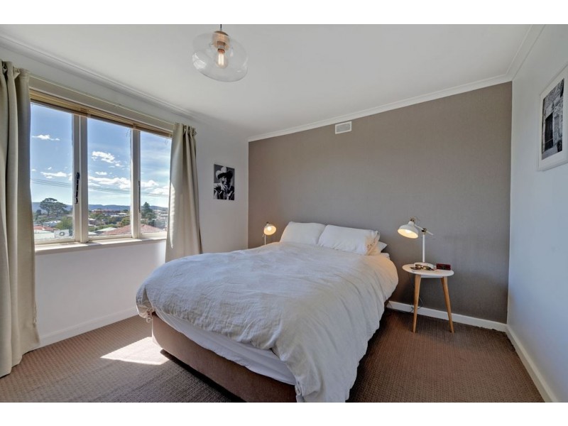 52 Ashbourne Grove, West Moonah TAS 7009