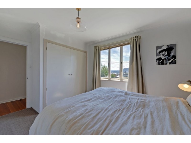 52 Ashbourne Grove, West Moonah TAS 7009