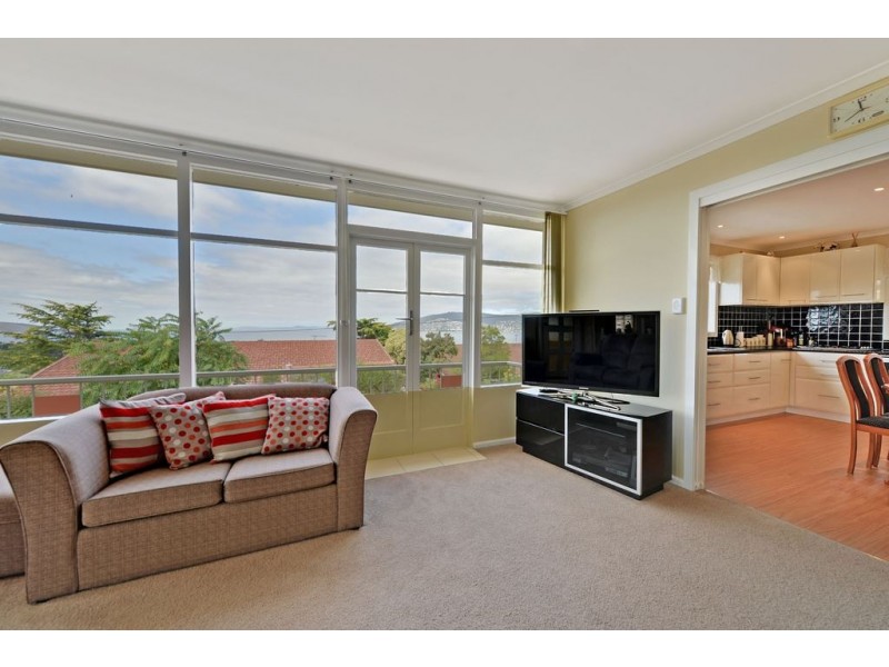 30 River Street, Bellerive TAS 7018