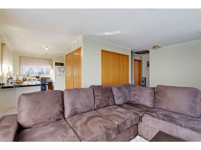 4/12 Vieste Drive, Glenorchy TAS 7010