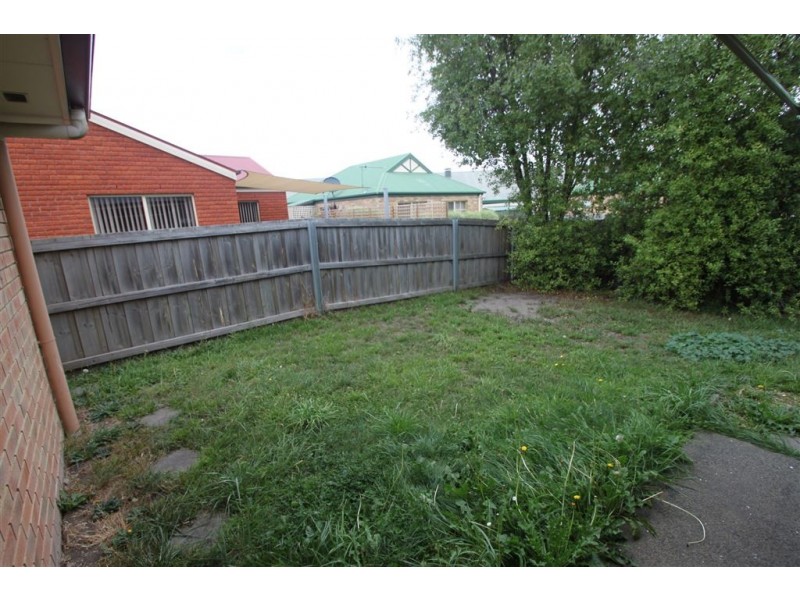 4 Clarence Crescent, Rokeby TAS 7019