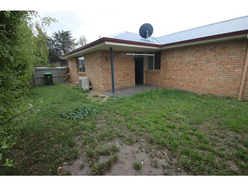 4 Clarence Crescent, Rokeby TAS 7019