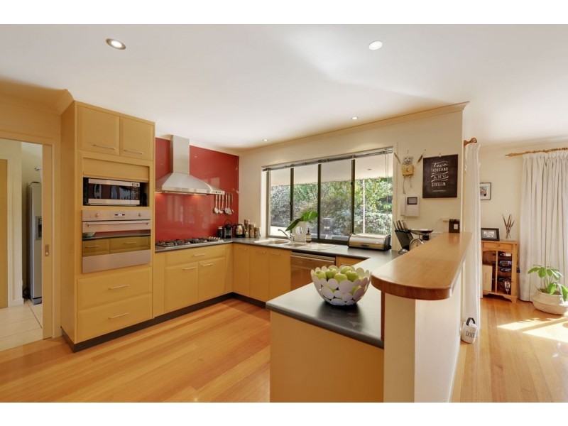 3 Selby Place, Lindisfarne TAS 7015