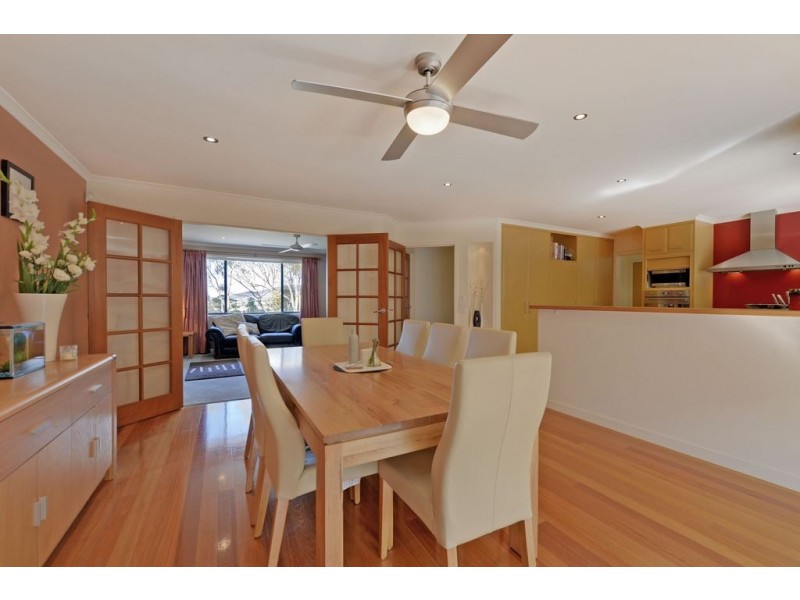 3 Selby Place, Lindisfarne TAS 7015
