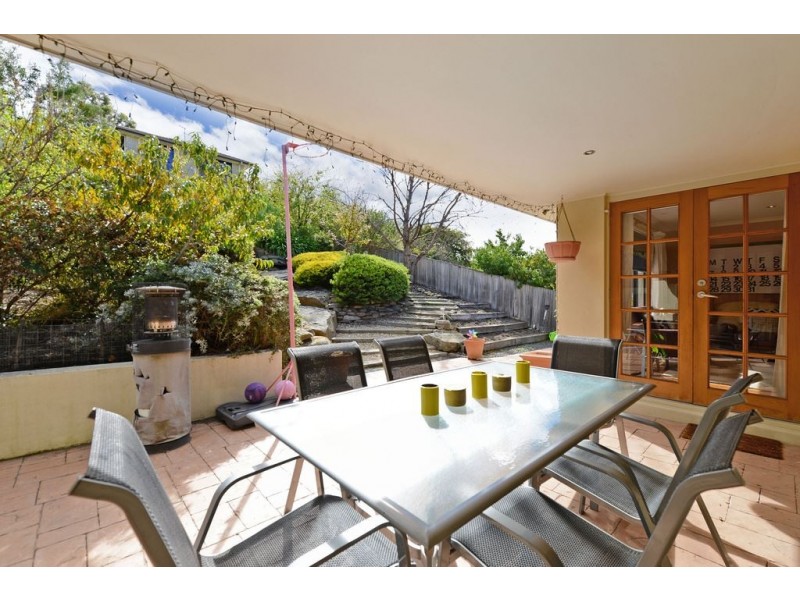 3 Selby Place, Lindisfarne TAS 7015