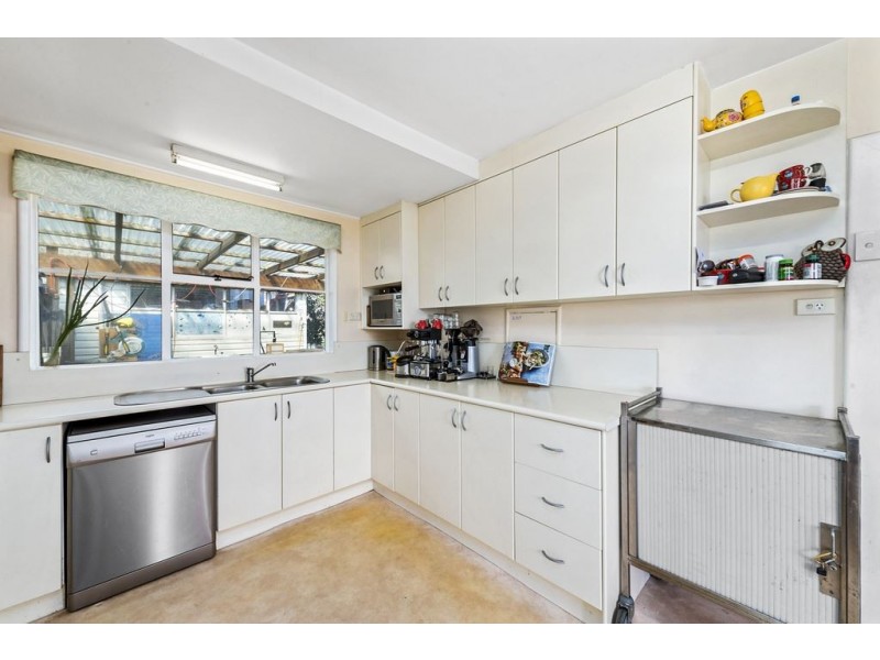 22 East Derwent Highway, Rose Bay TAS 7015