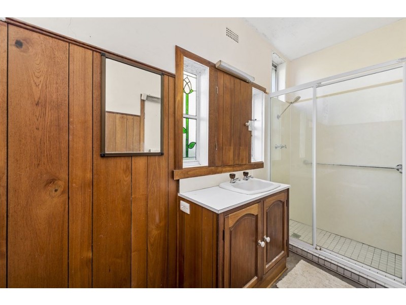 22 East Derwent Highway, Rose Bay TAS 7015