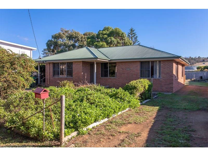 36 Pipe Clay Esplanade, Cremorne TAS 7024