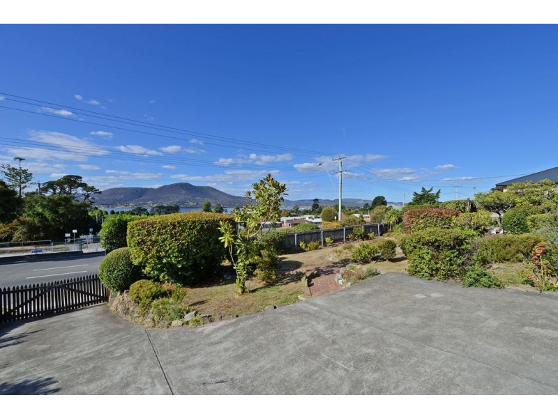 560 Main Road, Rosetta TAS 7010