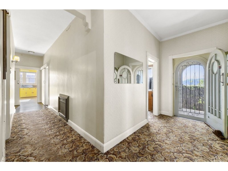 560 Main Road, Rosetta TAS 7010