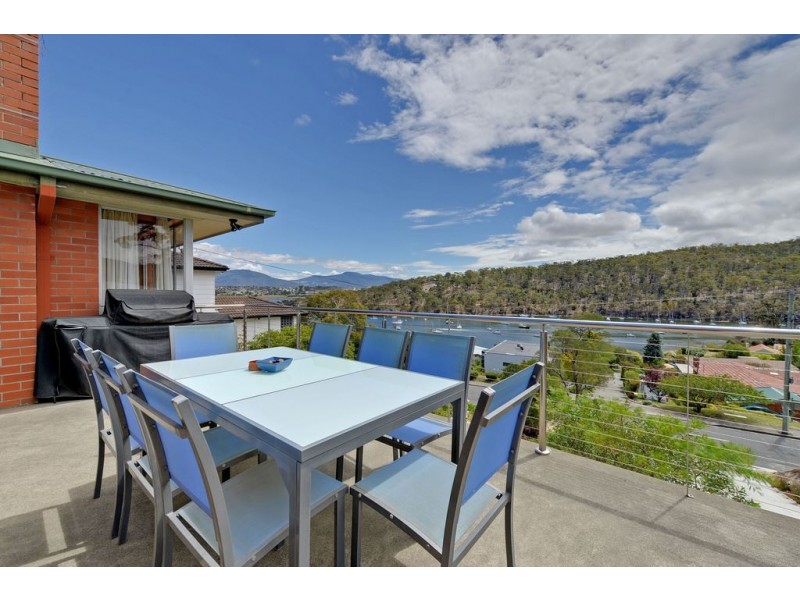 78 Derwent Avenue, Geilston Bay TAS 7015