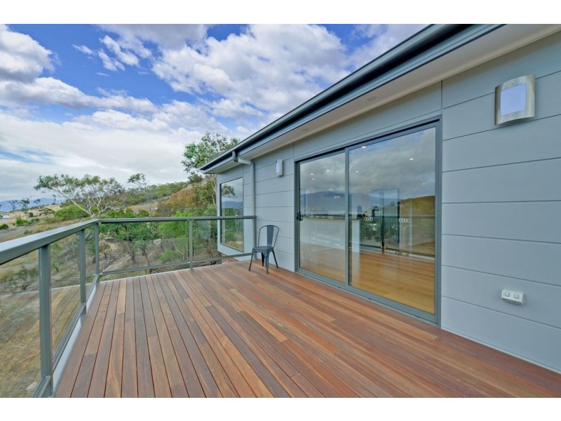 33 Norfolk Drive, Howrah TAS 7018