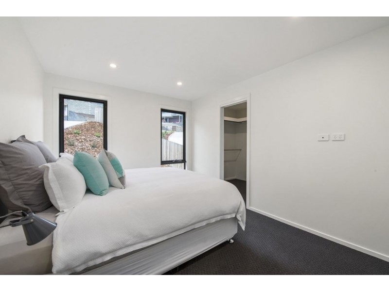 33 Norfolk Drive, Howrah TAS 7018