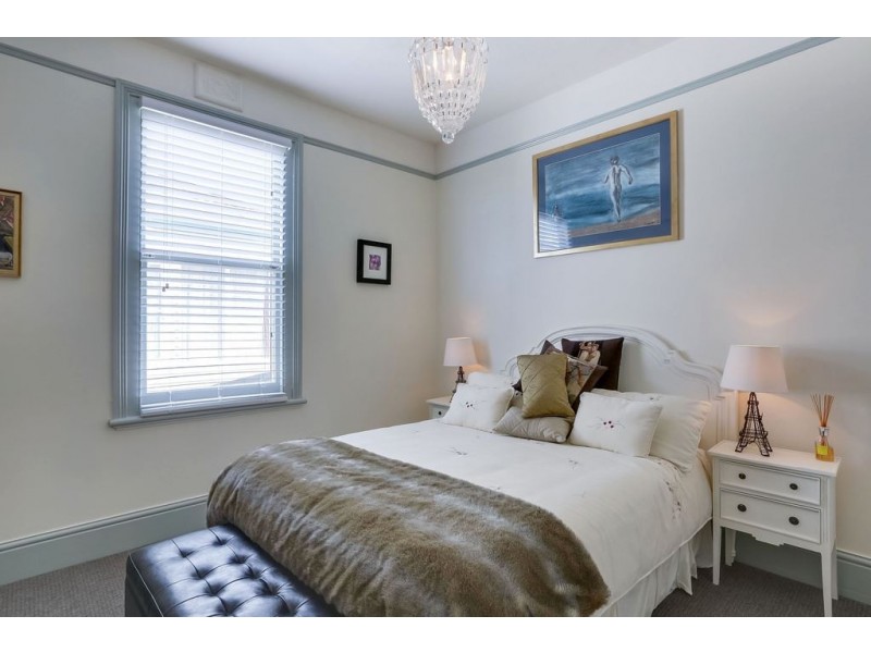 74 Ashbolt Crescent, Lutana TAS 7009