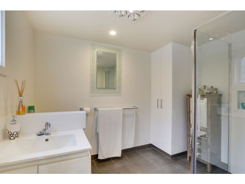 74 Ashbolt Crescent, Lutana TAS 7009