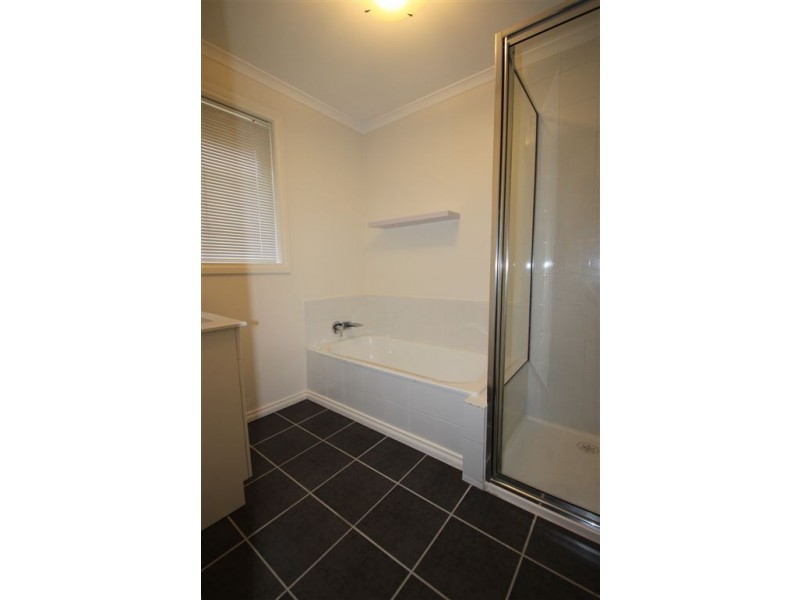2/90 Marys Hope Road, Rosetta TAS 7010