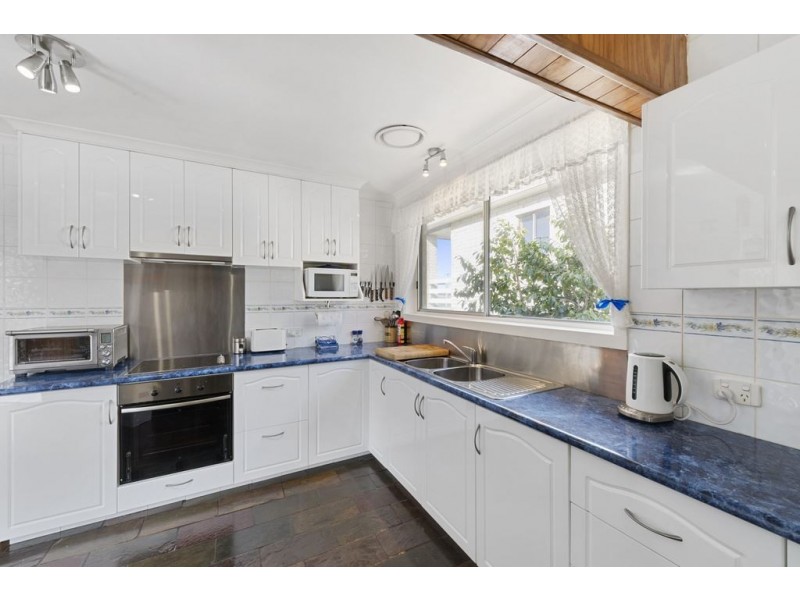 24 Second Avenue, Midway Point TAS 7171