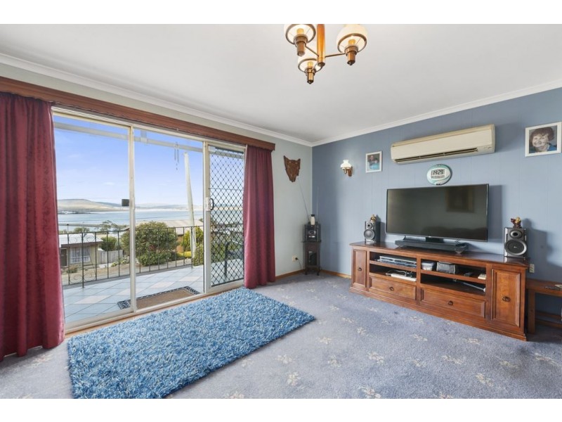 24 Second Avenue, Midway Point TAS 7171