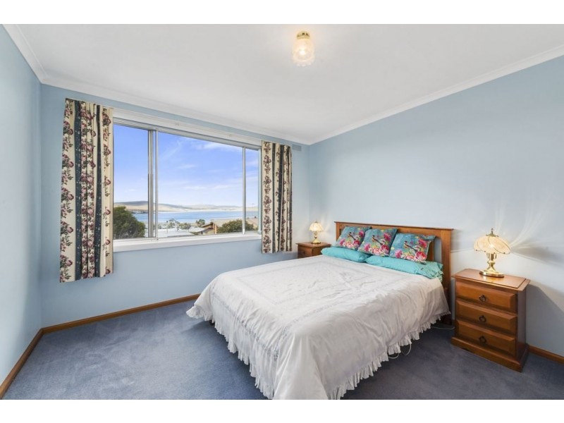 24 Second Avenue, Midway Point TAS 7171