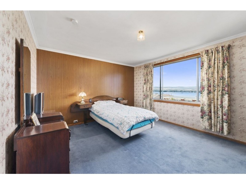 24 Second Avenue, Midway Point TAS 7171