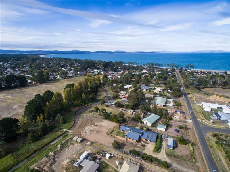 55A & 55B Seven Mile Beach Road, Seven Mile Beach TAS 7170