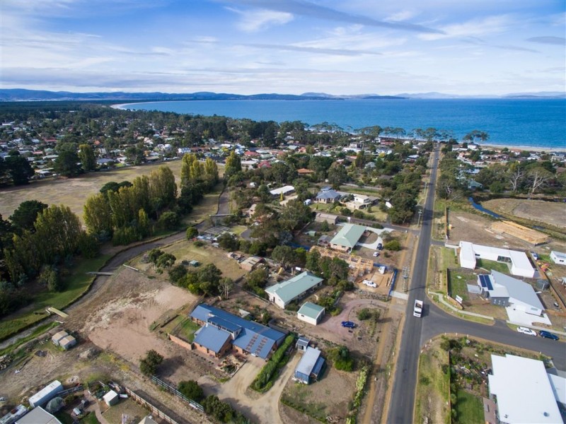 55A & 55B Seven Mile Beach Road, Seven Mile Beach TAS 7170
