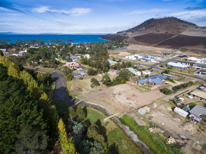 55A & 55B Seven Mile Beach Road, Seven Mile Beach TAS 7170