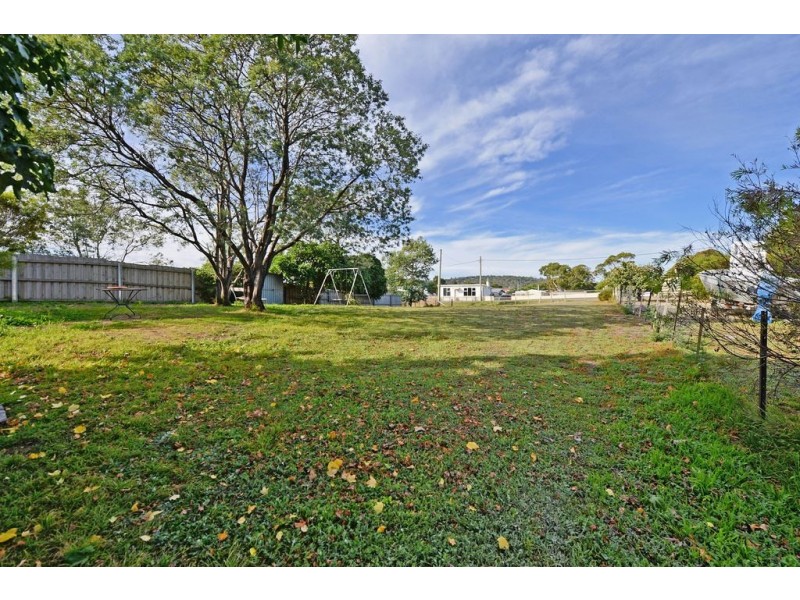 12 Tenth Avenue, Dodges Ferry TAS 7173