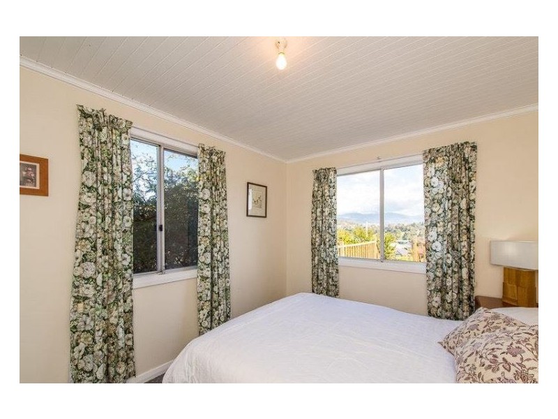 140 Cambridge Road, Bellerive TAS 7018