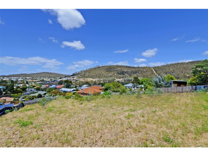 9&11 Bellemont Court, Geilston Bay TAS 7015