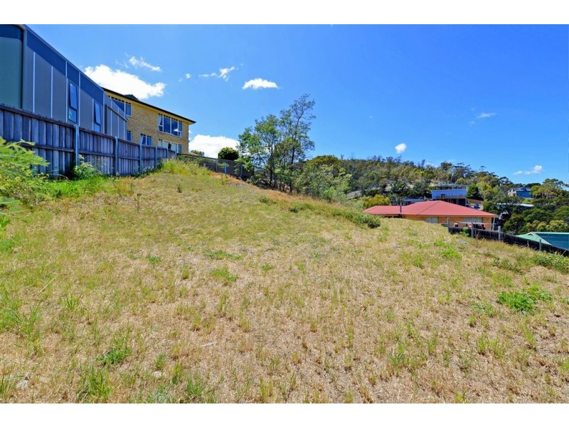 9&11 Bellemont Court, Geilston Bay TAS 7015