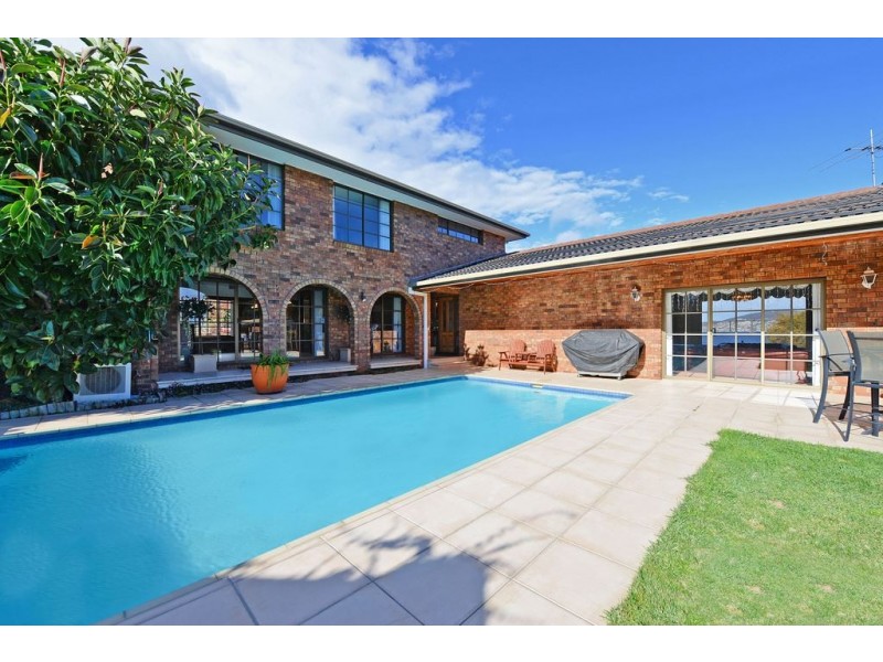 5 Koluri Court, Lindisfarne TAS 7015