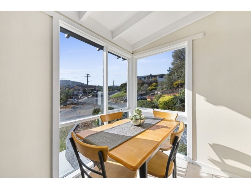 7 St Helen Street, Lindisfarne TAS 7015