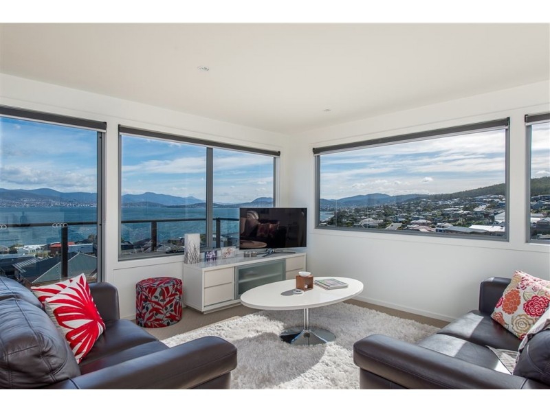 1/746 Oceana Drive, Tranmere TAS 7018