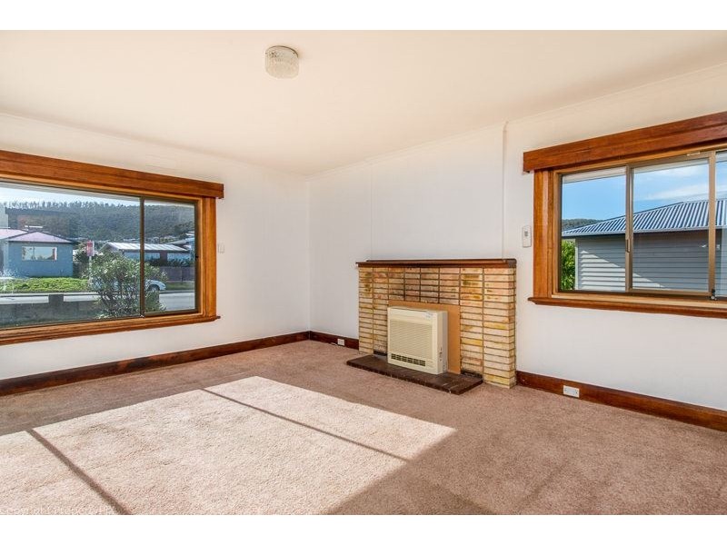 211 Clarence Street, Howrah TAS 7018