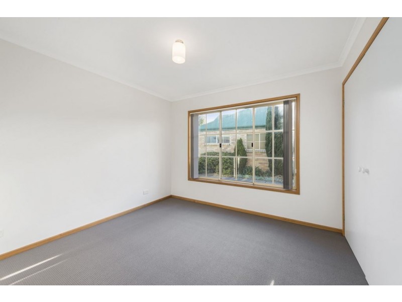 1/3 Church Street, Rokeby TAS 7019