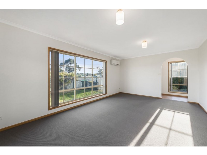 1/3 Church Street, Rokeby TAS 7019