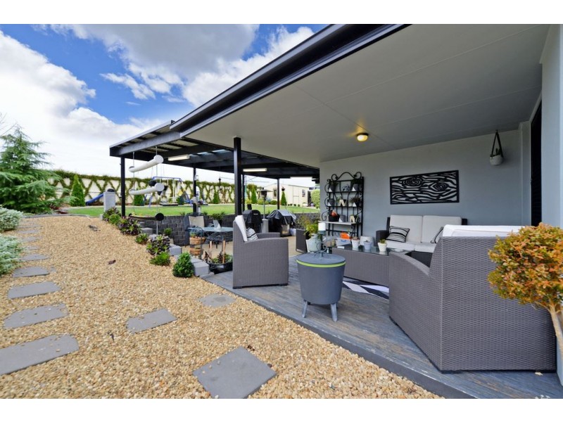 32 Kirabati Road, Midway Point TAS 7171