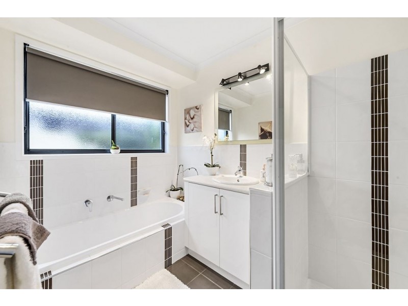 32 Kirabati Road, Midway Point TAS 7171