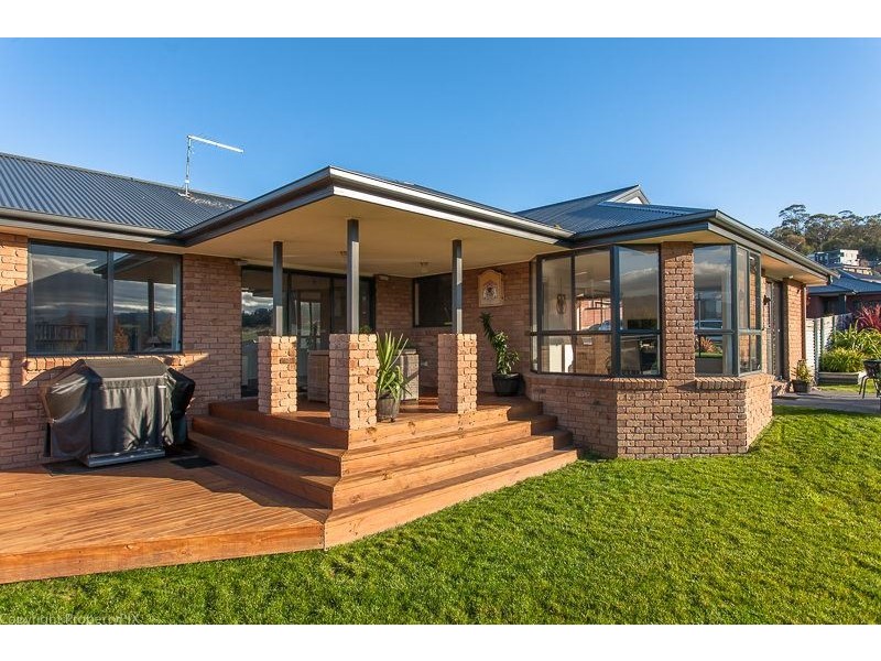 33 Glebe Hill Road, Howrah TAS 7018