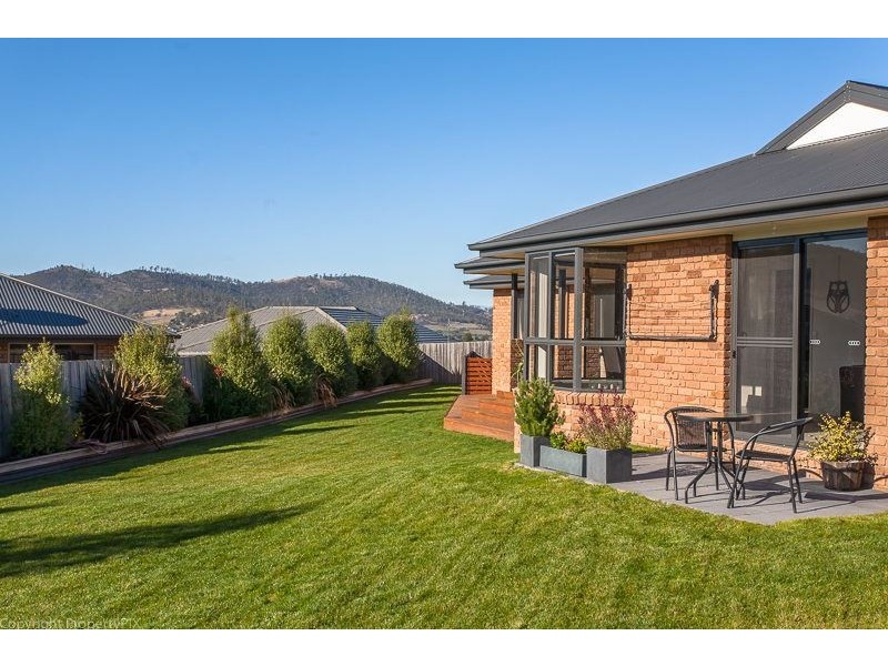 33 Glebe Hill Road, Howrah TAS 7018