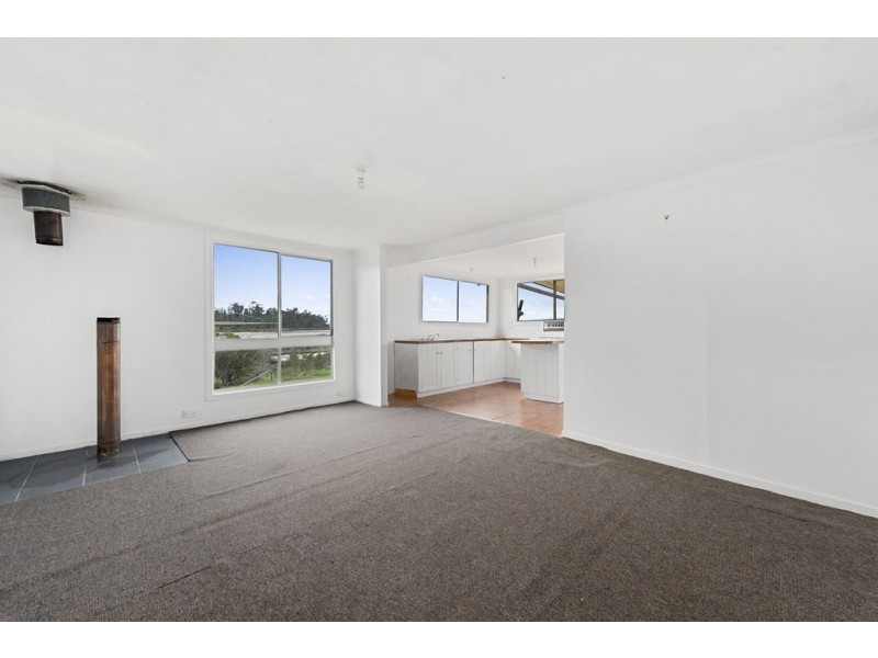 192 Bay Road, Boomer Bay TAS 7177