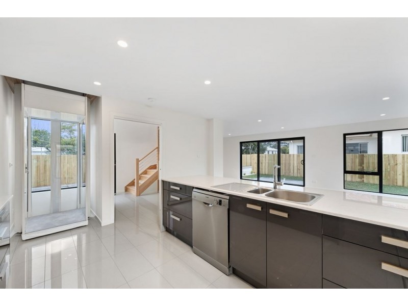 2&3/81 South Street, Bellerive TAS 7018