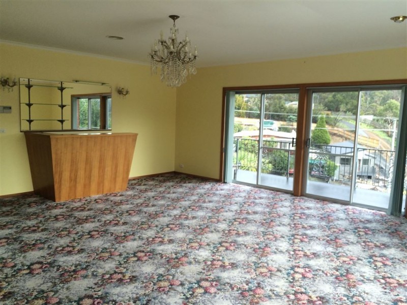 9 Beaumont Road, Lenah Valley TAS 7008