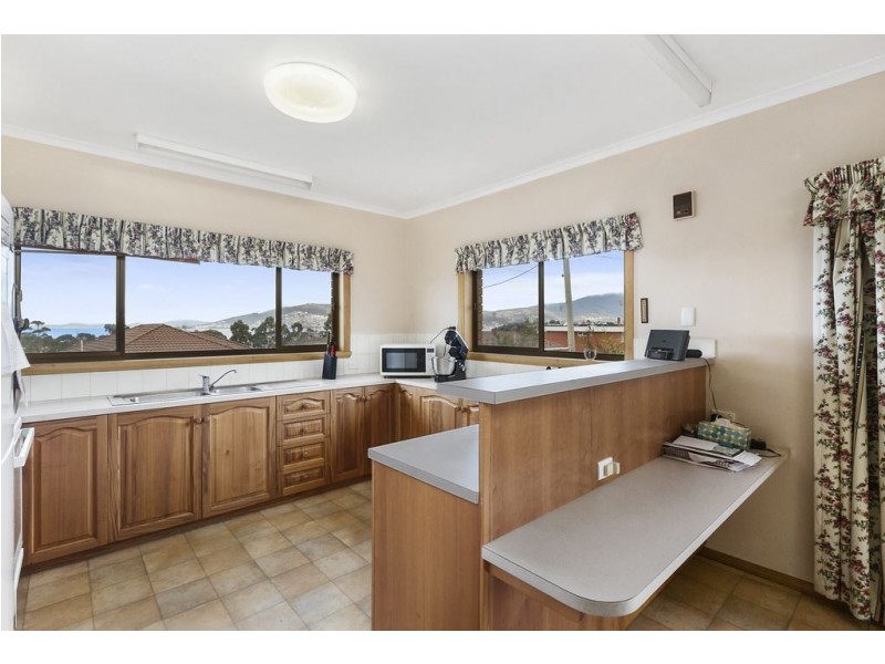 6 River Street, Bellerive TAS 7018