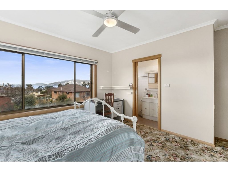 6 River Street, Bellerive TAS 7018